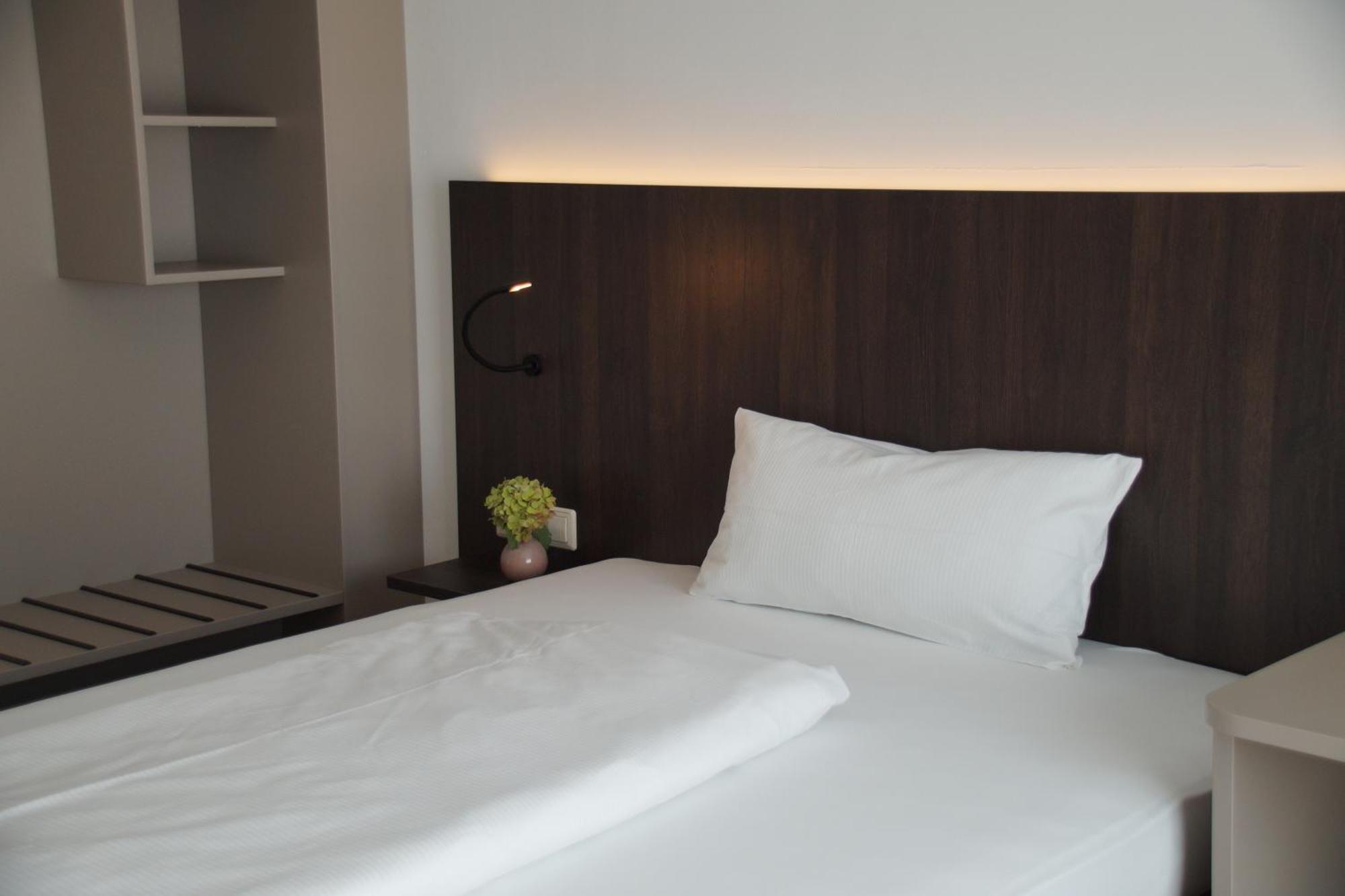 Feyrer Hotel