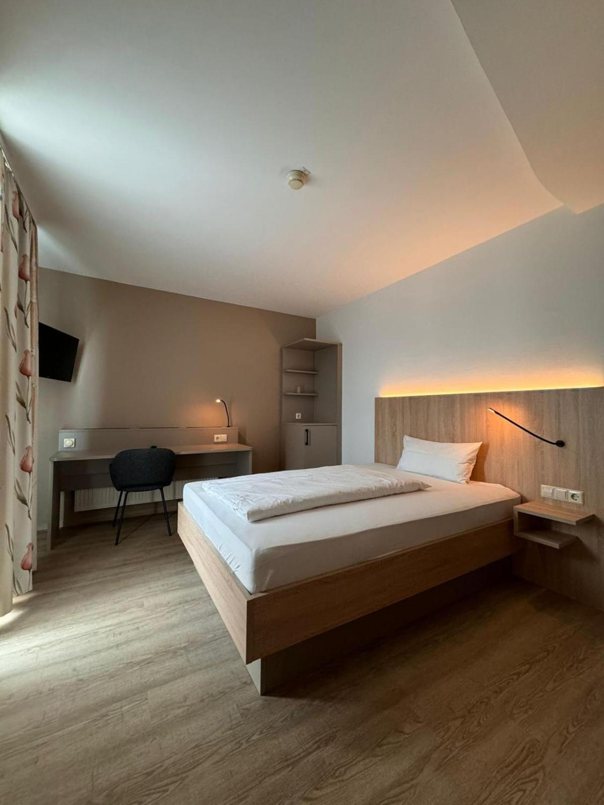 Feyrer Hotel